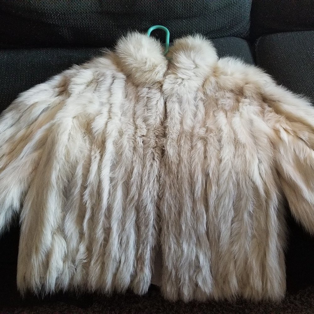 Saga Fox Vintage Fur Coat Size Medium